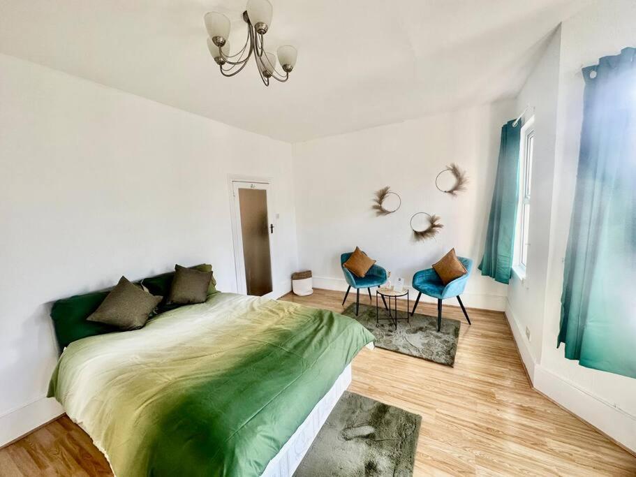Cosy Two Bedroom Apartment,Se13 Лондон Екстериор снимка